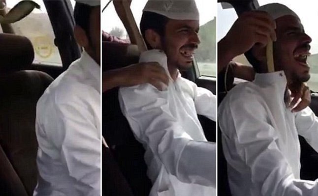 ثعبان أثناء القيادة! (الرياض)