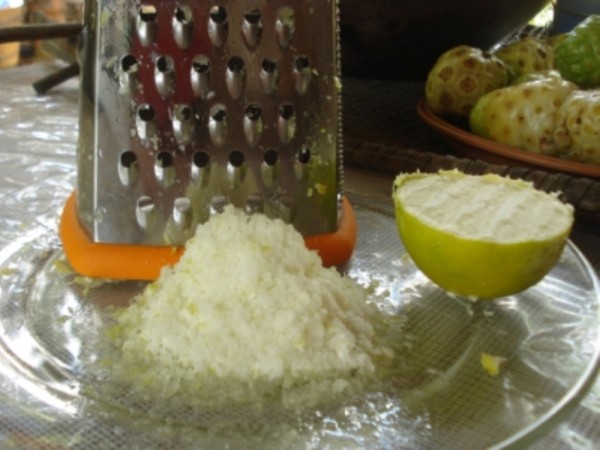 قشر الحامض المثلج (healthiswealthofheart)