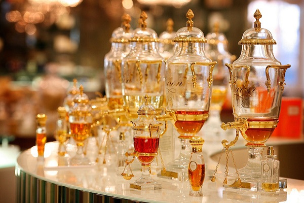 صور وانواع عطور رجالية فخمة