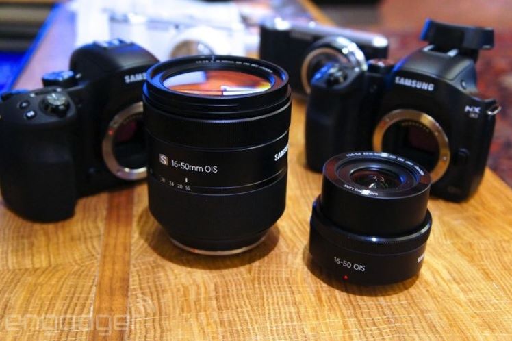 مزايا كاميرا سامسونج NX 30