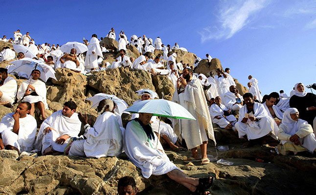الحجاج في استراحة