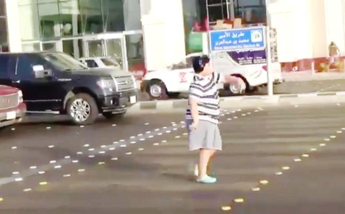 رقصة الماكارينا