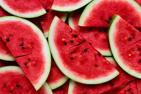 ما هي فوائد البطيخ الصحية؟