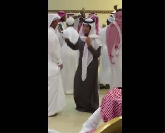 الفتاة المتنكرة