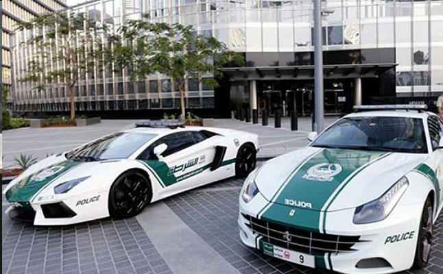 سيارات شرطة دبي