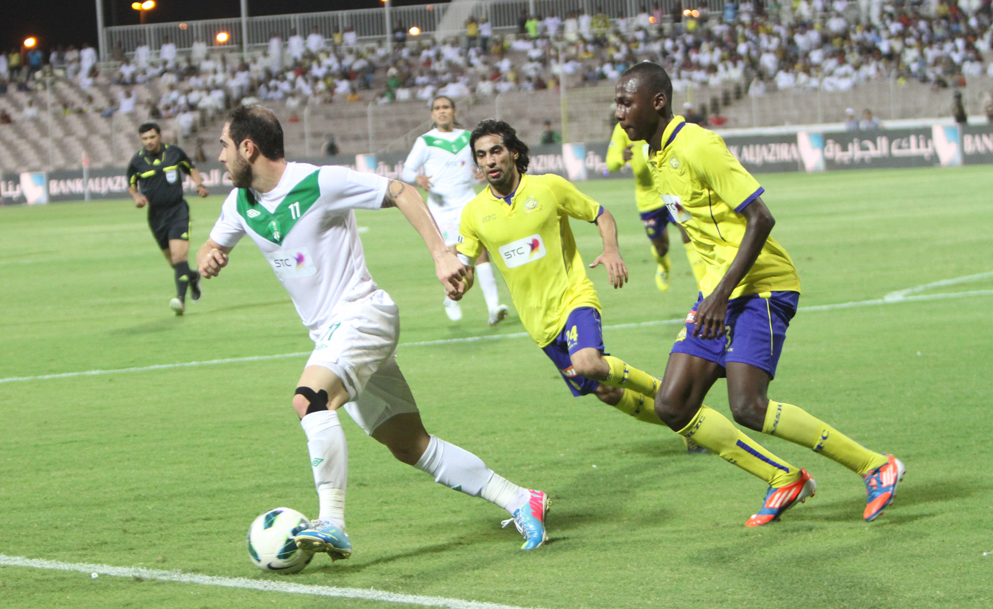 مباراة الأهلي والنصر في الدوري السعودي