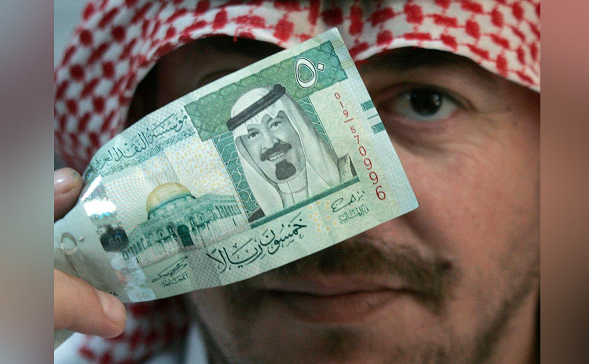 صرف رواتب السعوديين حسب الابراج