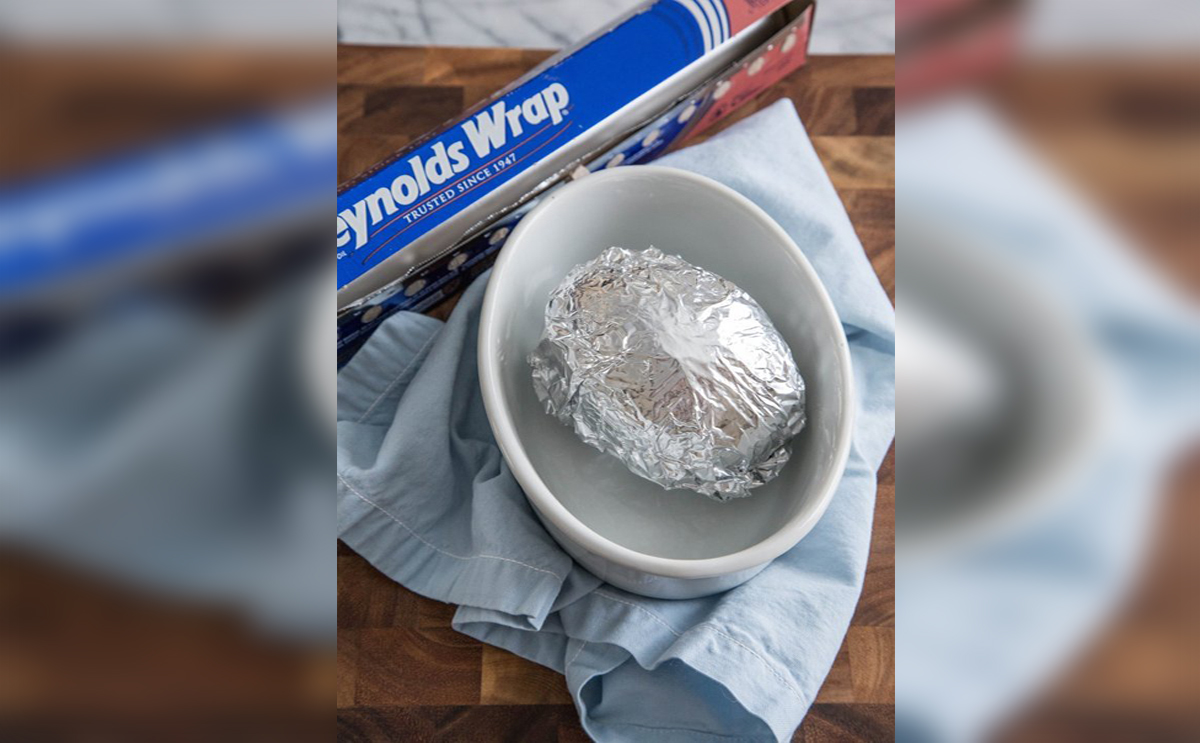 لف الافوكادو بورقة المنيوم