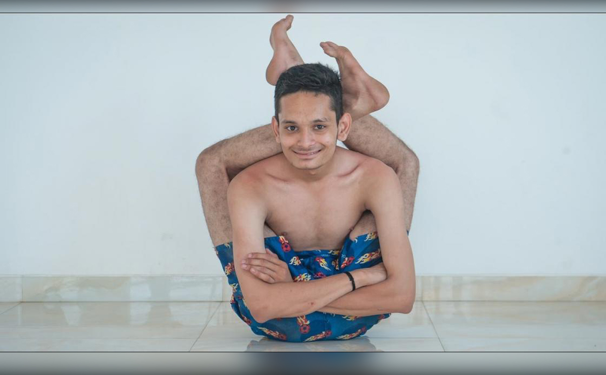 الفتى المطاط في الهند