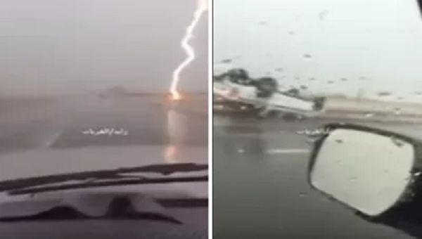 وانقلبت السيارة