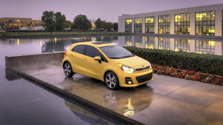 2016 kia rio hatchback