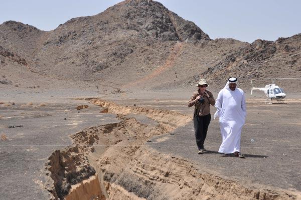 زلزال في السعودية عام 2009 (John Pallister)