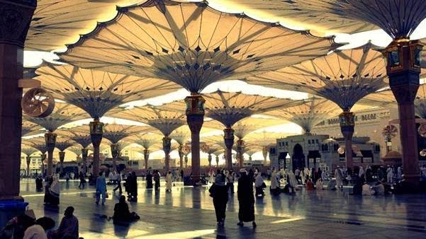 مظلات الحرم
