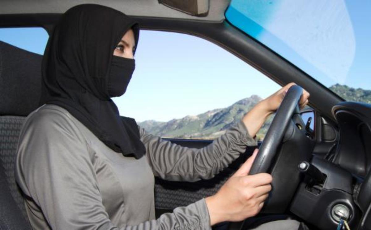 أين يقع المكان الوحيد المسموح فيه القيادة للمرأة في السعودية؟
