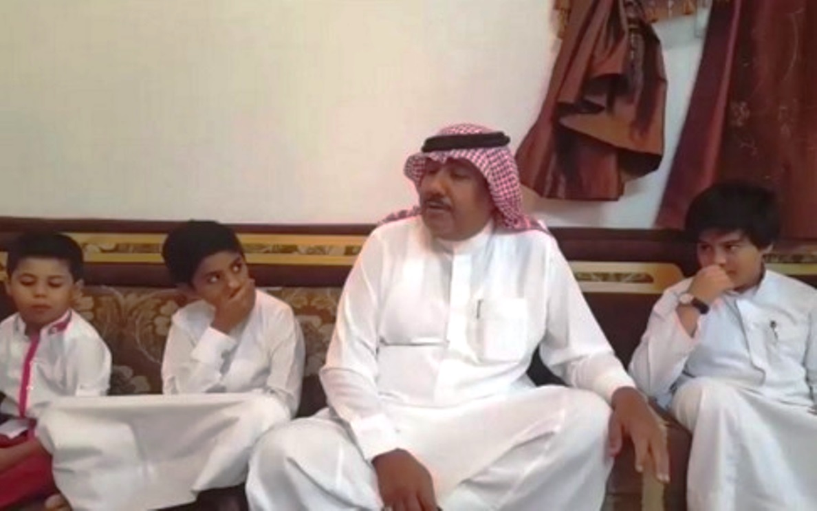 العم معيض وأولاده (تويتر)