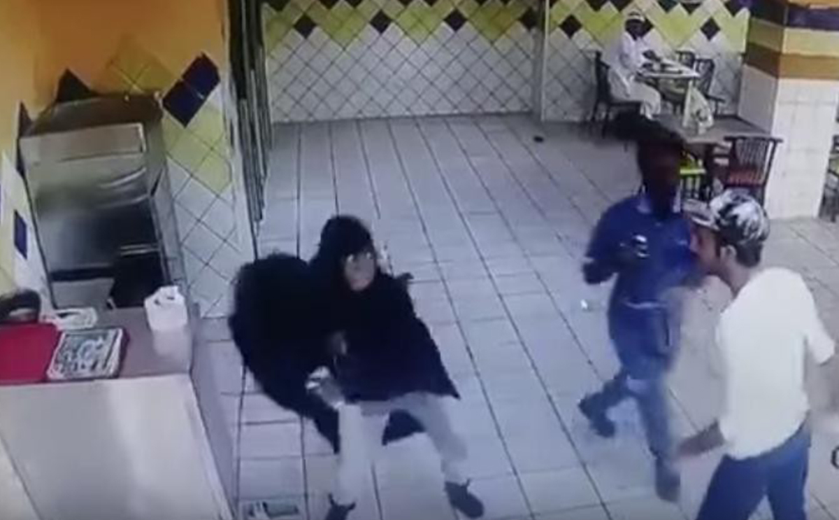 صورة من الحادثة