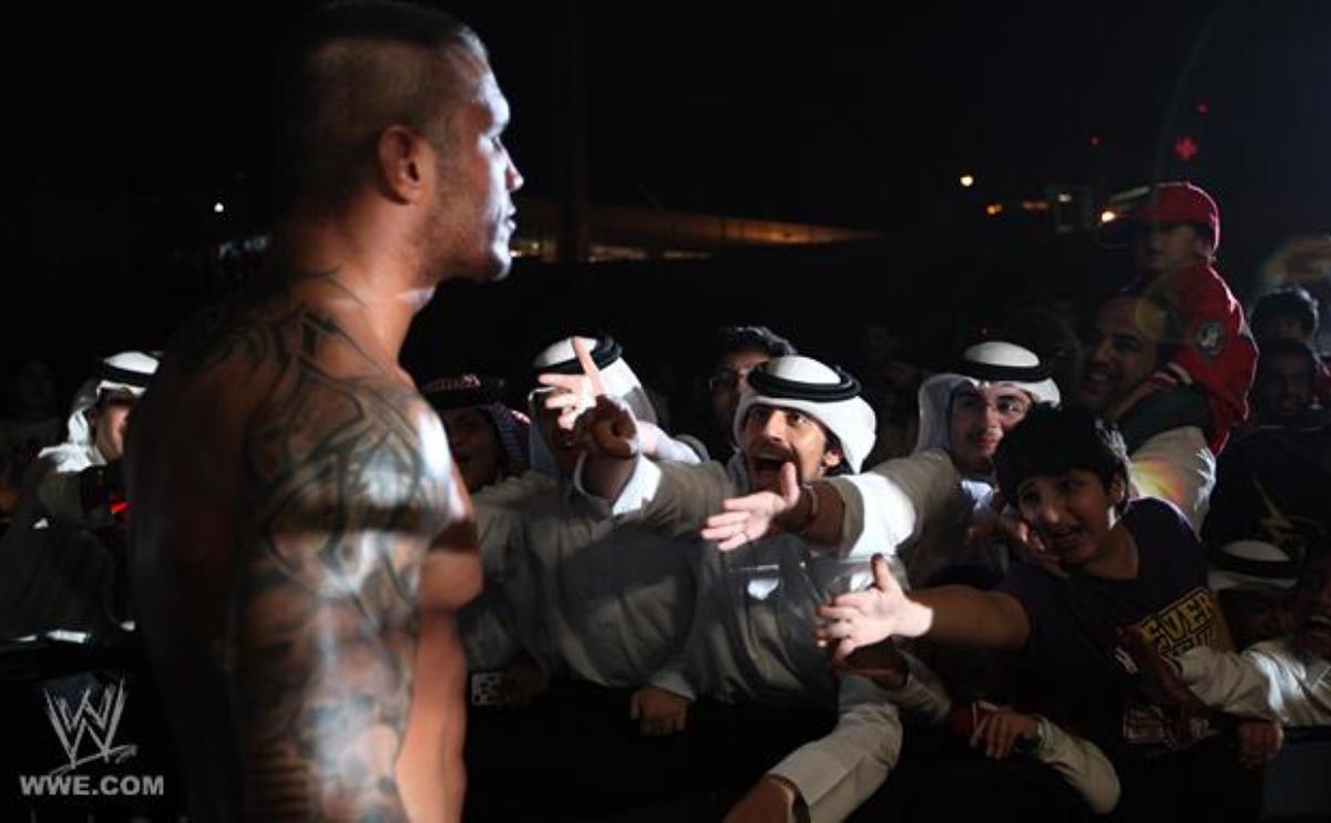 موعد عرض wwe في الرياض وسعر التذاكر