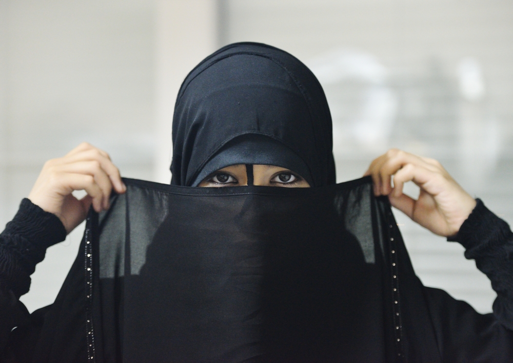 فتاة مسلمة (Shutterstock)
