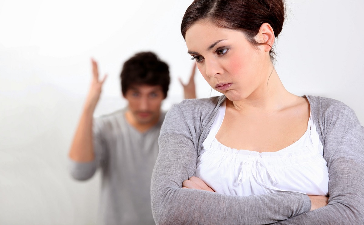 تجاهل المراة للرجل يزيد من تعلقه بها
