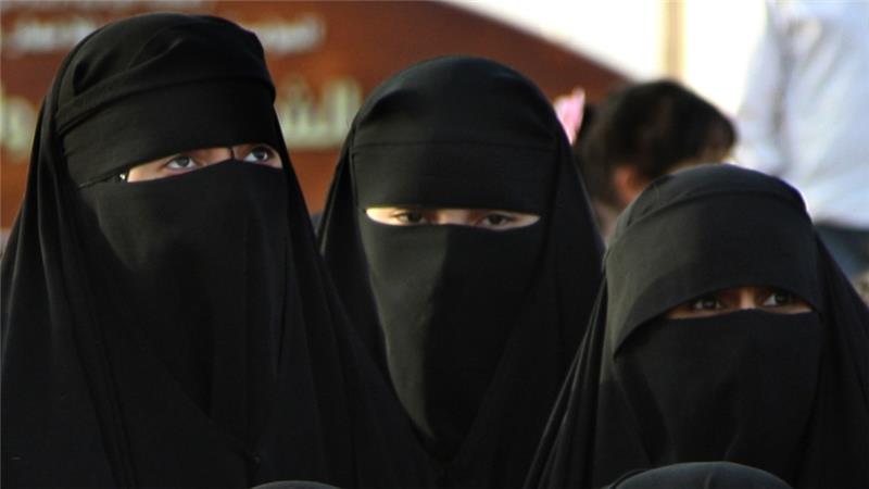 فتيات سعوديات