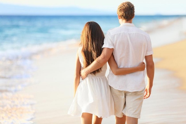 من تحب المرأة الرجل الطويل ام القصير