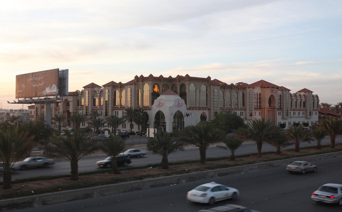 فندق مداريم كراون