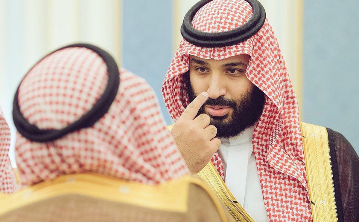 فعلها بن سلمان أخيرا (تويتر/@fayez_malki)