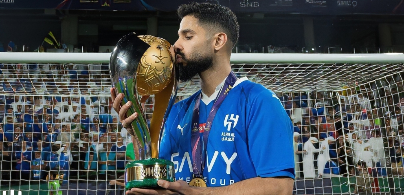 الشهري يرحل عن صفوف الهلال
